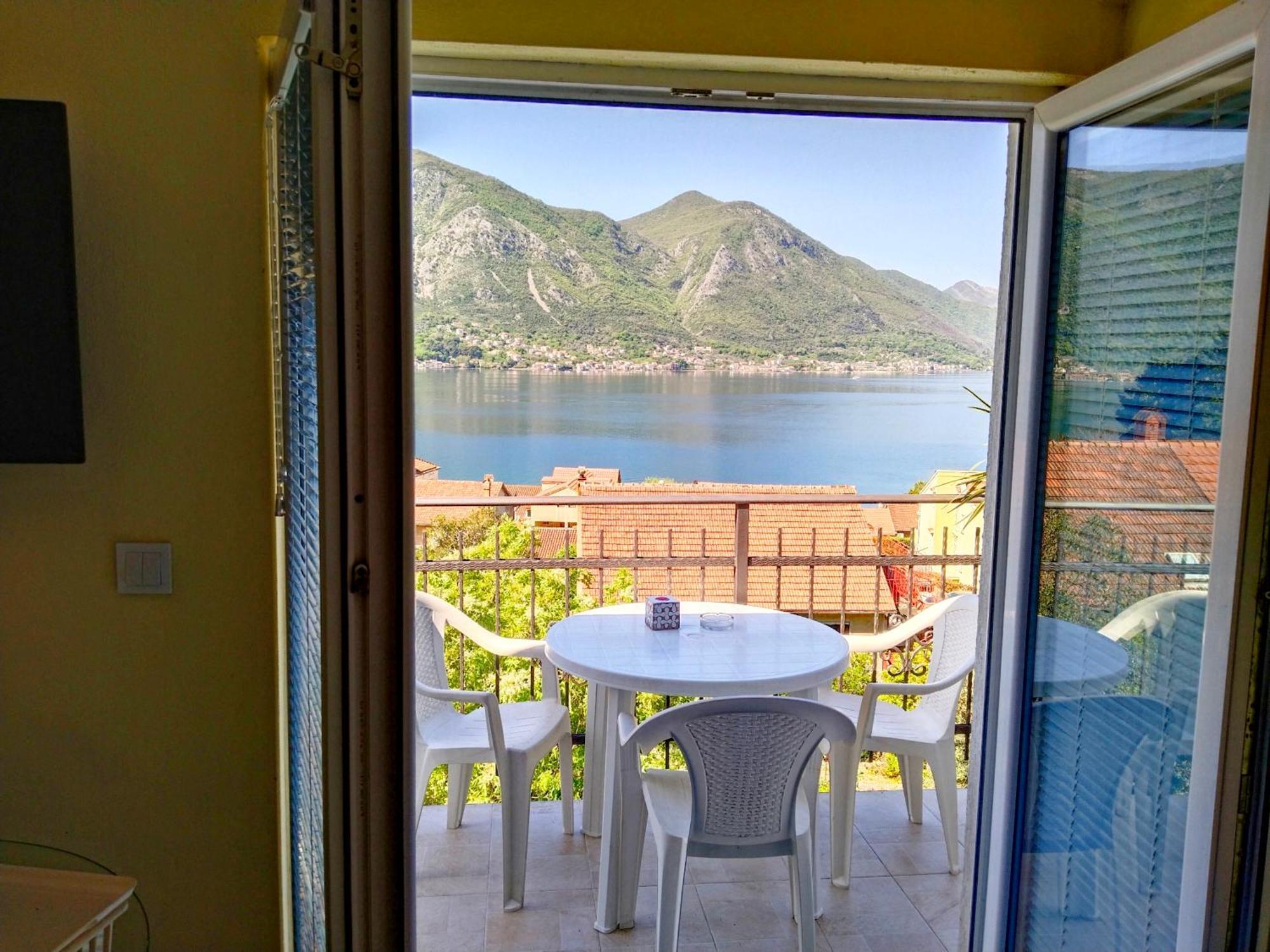 Apartments Sonja Kotor Exterior foto